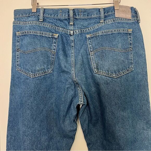 Lee Mens Jeans Size 42x30 Blue Denim Regular Fit Straight Leg 5 Pocket Design - Picture 9 of 16